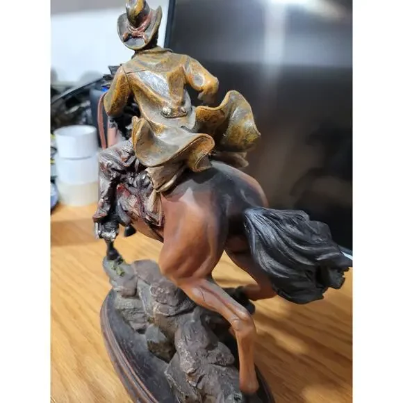 Southwest Theme man on a horse appox 14" x 9" very detailed - Picture 8 of 13